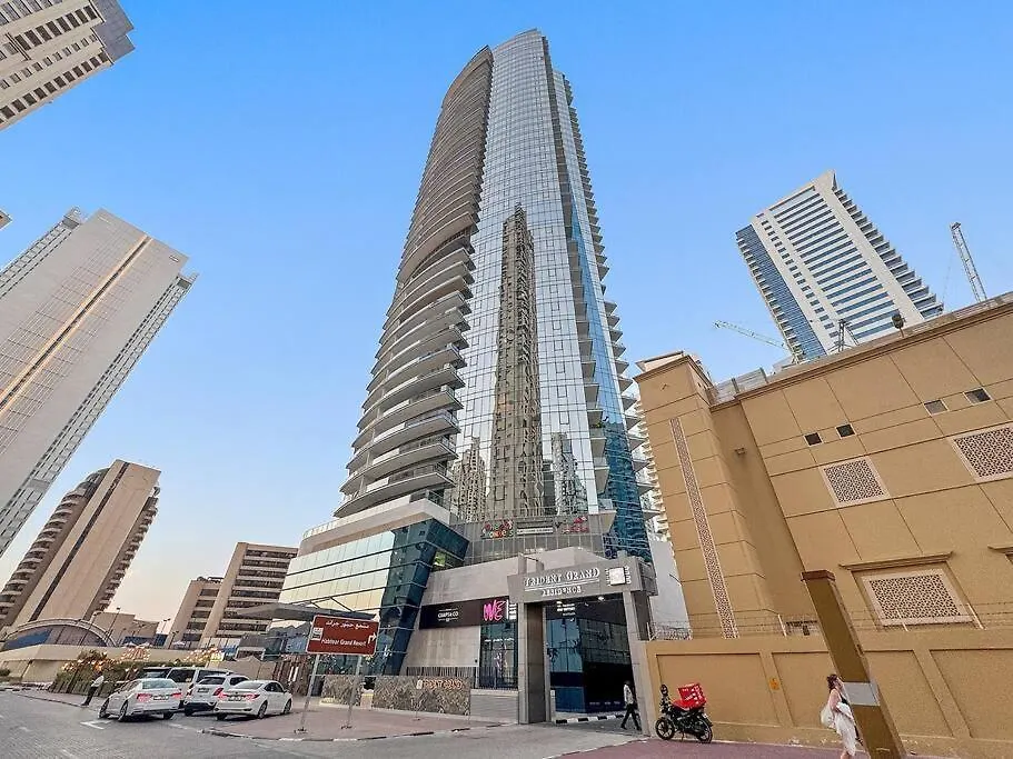 Apartment First Class 2Br Luxurious Escape Dubai