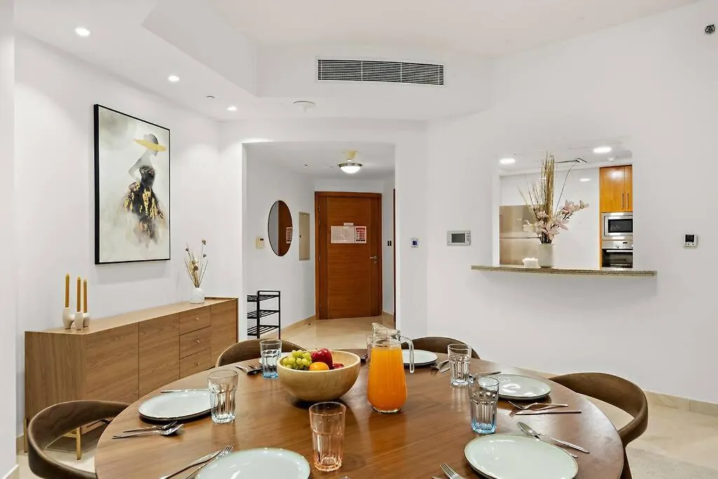 First Class 2Br Luxurious Escape Dubai