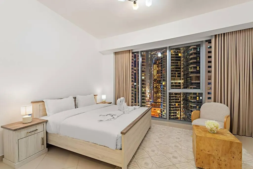 First Class 2Br Luxurious Escape Dubai Apartment